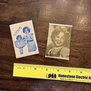 Set Of 2 Vintage Shirley Temple Pocket Mirrors - Souvenirs Collectible